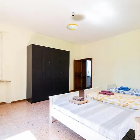 Wonderful Villa In The Countryside With Private Garden